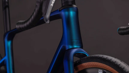 CUBE NUROAD C:62 RACE NEBULA/BLUE