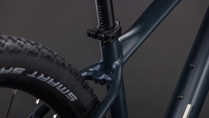CUBE ATTENTION PRO NIGHT/BLACK
