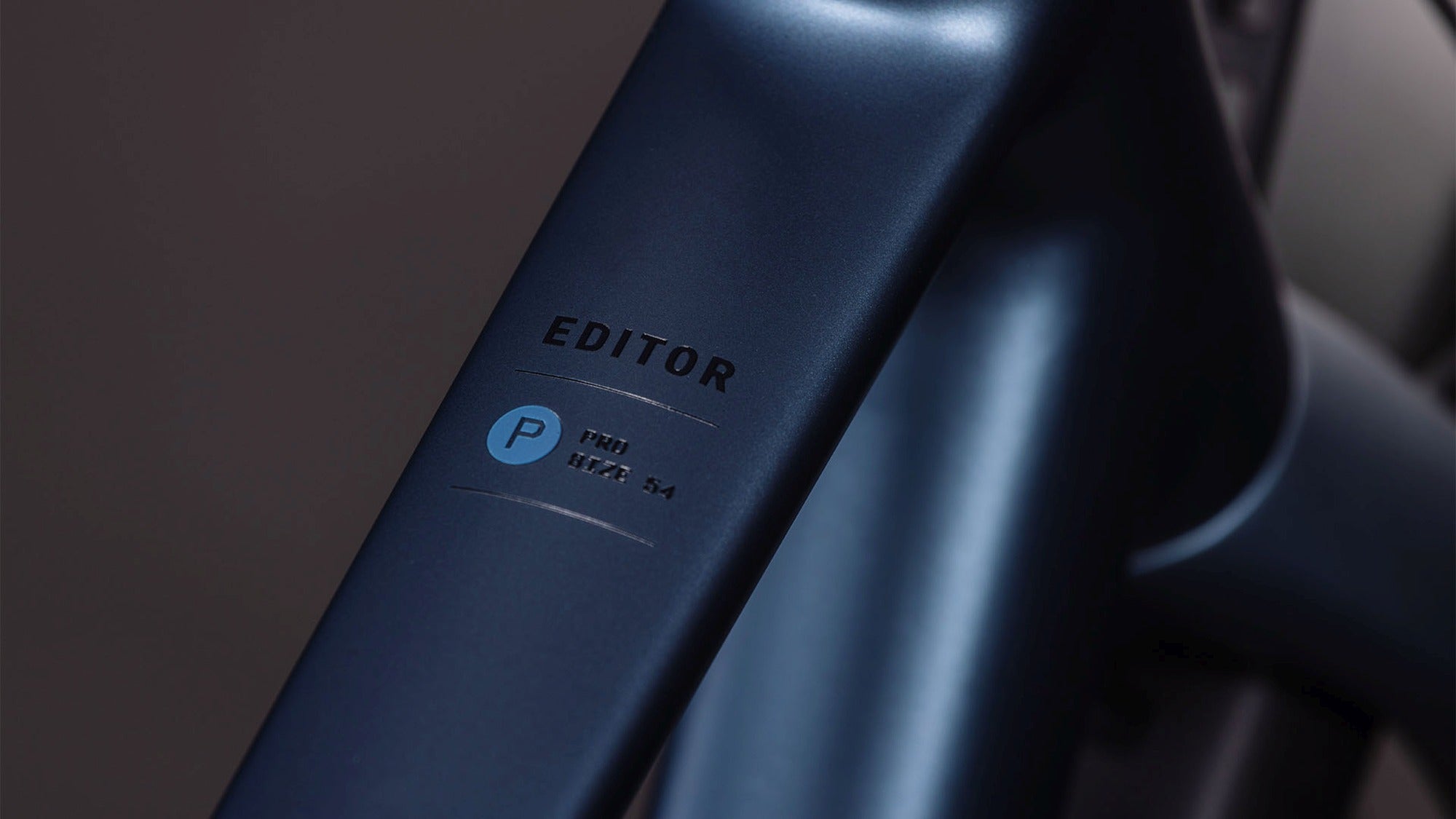 CUBE EDITOR PRO FE MINERALBLUE/CHROME – cubestores.nl