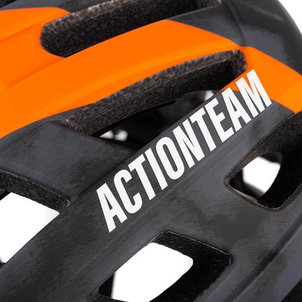 CUBE Helmet Badger Actionteam