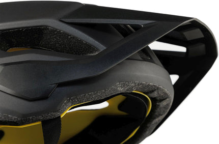 Cube Helmet Stray Black