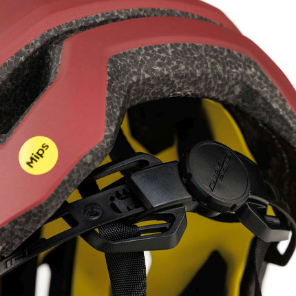 Cube Helmet Stray Burgundy