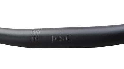 CUBE RISE TRAIL BAR 760MM 20MM RISE 8D 35MM