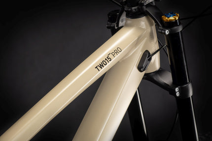 CUBE Two15 Pro 27.5 Sand/Black 2022