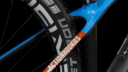 CUBE ELITE 240 C:62 PRO CARBON/BLUE/RED