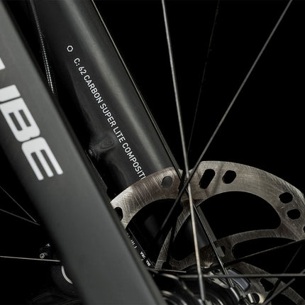 CUBE ELITE 240 C:62 SLX CARBON/BLUE/RED