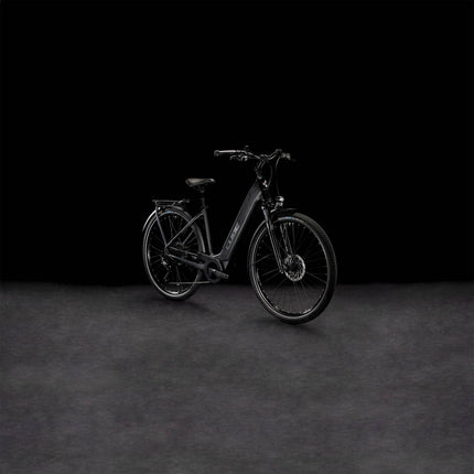 CUBE TOURING HYBRID PRO 625 BLACK/METAL