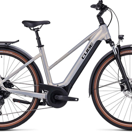 CUBE TOURING HYBRID PRO 625 PEARLYSILVER/BLACK