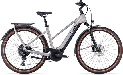 CUBE TOURING HYBRID PRO 625 PEARLYSILVER/BLACK