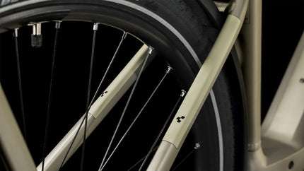 CUBE KATHMANDU HYBRID PRO 750 FLASHSTONE/BLACK