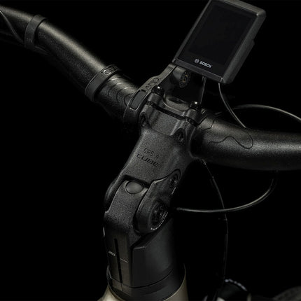 CUBE KATHMANDU HYBRID PRO 750 FLASHSTONE/BLACK