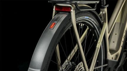 CUBE KATHMANDU HYBRID PRO 750 FLASHSTONE/BLACK