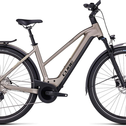 CUBE KATHMANDU HYBRID PRO 750 FLASHSTONE/BLACK