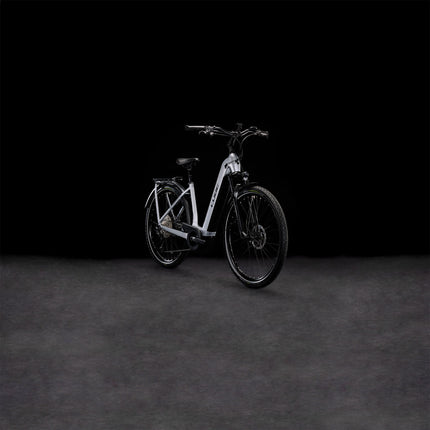 CUBE KATHMANDU HYBRID SLX 750 POLARSILVER/BLACK