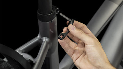 CUBE NURIDE HYBRID PERFORMANCE 625 ALLROAD GRAPHITE/BLACK