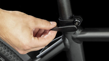 CUBE NURIDE HYBRID PRO 625 ALLROAD BLACK/METAL