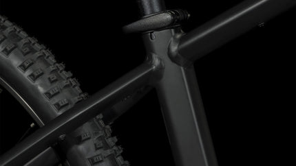 CUBE REACTION HYBRID PERFORMANCE 625 BLACK/GREY