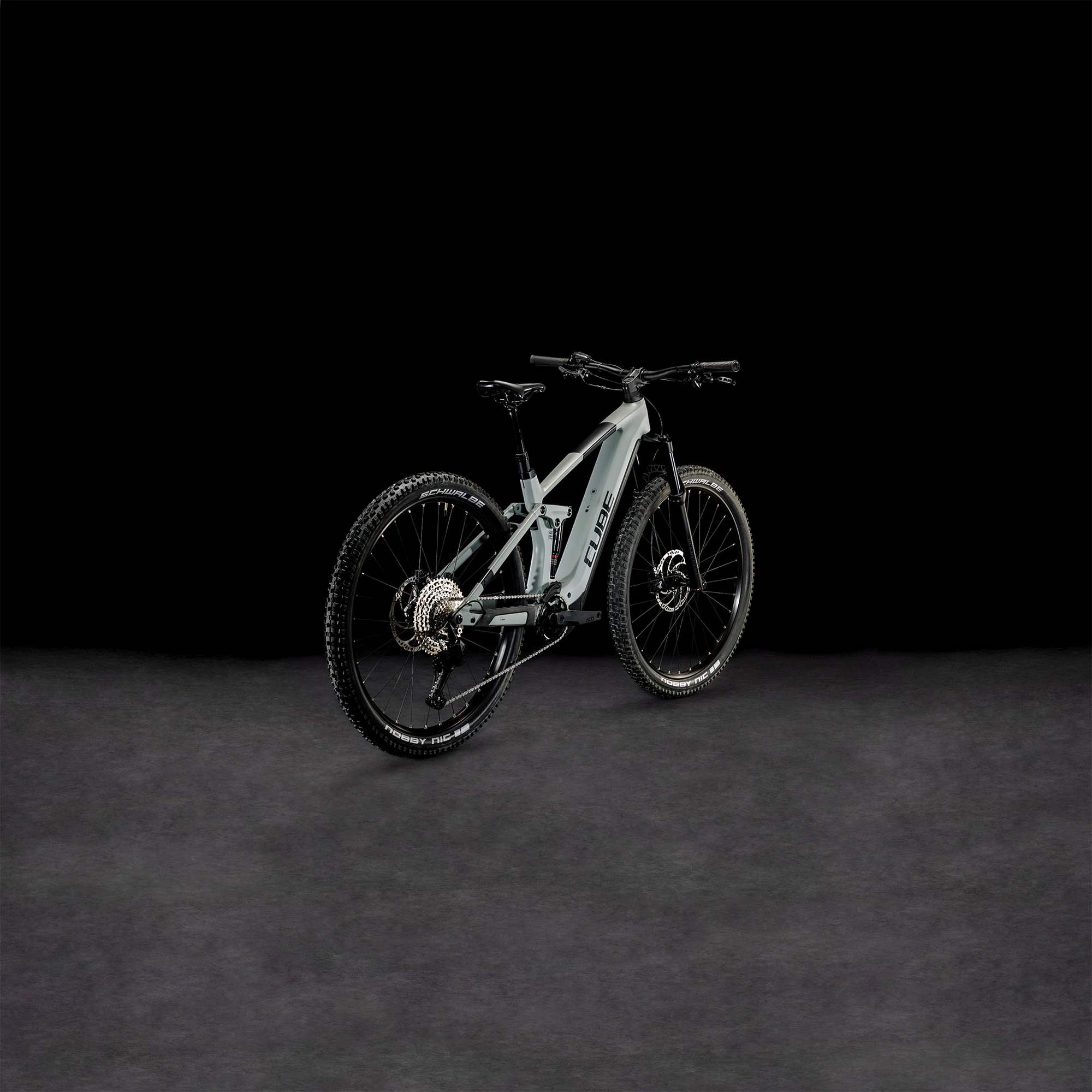 CUBE STEREO HYBRID 140 HPC PRO 750 SWAMPGREY/BLACK –