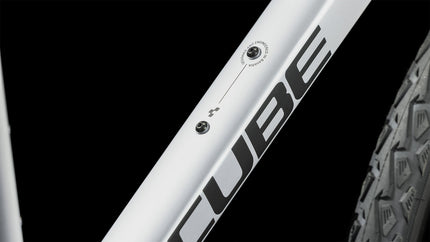 CUBE NATURE EXC POLARSILVER/BLACK