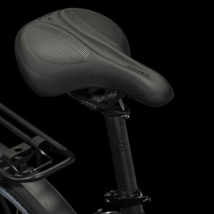 CUBE TOURING BLACK/METAL