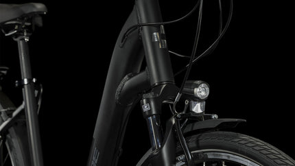 CUBE TOURING BLACK/METAL