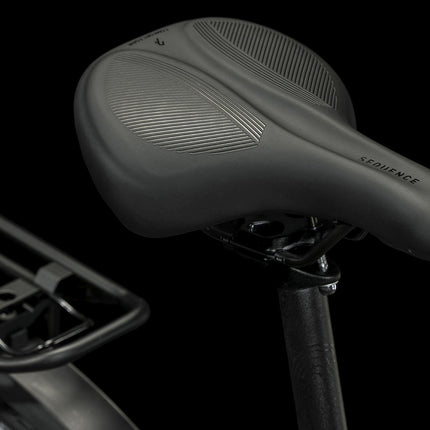 CUBE TOURING BLACK/METAL