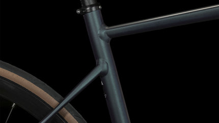 CUBE ATTAIN DEEPBLUE/WHITE