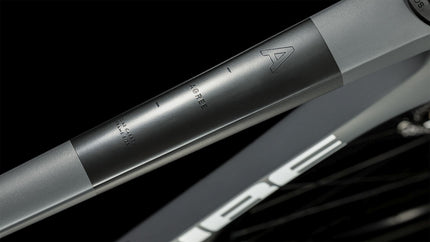 CUBE AGREE C:62 GREY/BLACK