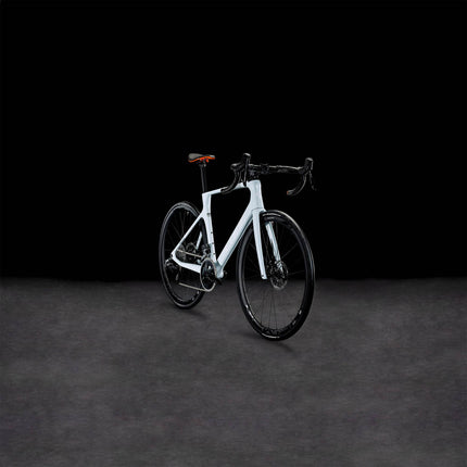 CUBE AGREE C:62 PRO WHITE/ORANGE