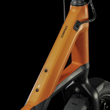 CUBE COMPACT HYBRID 500 BLACK/SPARKORANGE