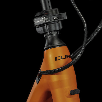 CUBE COMPACT HYBRID 500 BLACK/SPARKORANGE