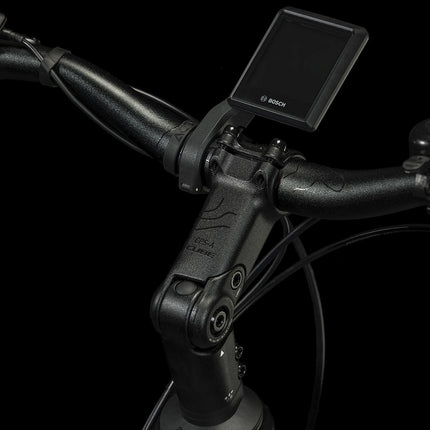 CUBE TOURING HYBRID PRO 625 BLACK/METAL