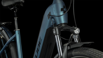 CUBE KATHMANDU HYBRID ONE 750 BLUE/BLACK