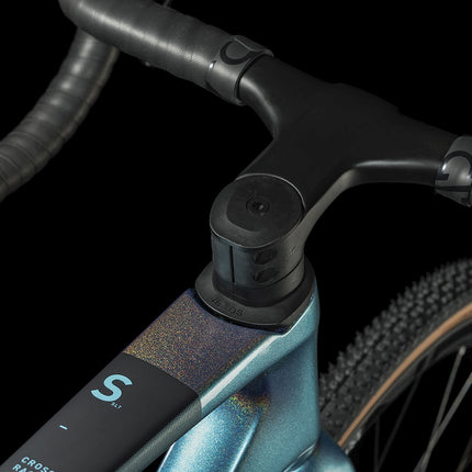 CUBE CROSS RACE C:68X SLT PRIZMBLUE/CARBON