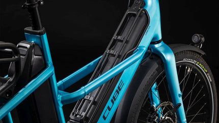 CUBE LONGTAIL HYBRID 725 BLUE/REFLEX