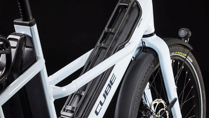 Cube Longtail Sport Hybrid 725 Flashwhite/Reflex