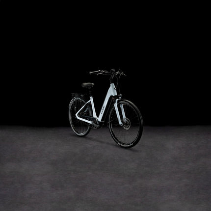 CUBE SUPREME HYBRID EXC 625 SE FLASHWHITE