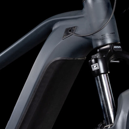 CUBE REACTION HYBRID PERFORMANCE 625 NIGHT/BLACK