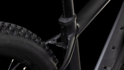 CUBE REACTION HYBRID ONE 600 BLACKLINE