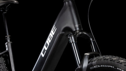 CUBE REACTION HYBRID RACE 800 BLACK/METAL