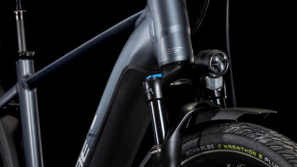 CUBE TOURING HYBRID PRO 625 METALLICGREY/CHROME