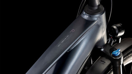 CUBE TOURING HYBRID PRO 625 METALLICGREY/CHROME