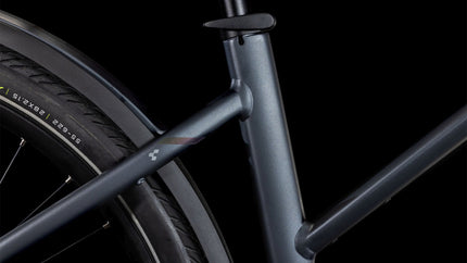 CUBE TOURING HYBRID PRO 625 METALLICGREY/CHROME