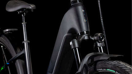 CUBE KATHMANDU HYBRID EXC 800 BLACK/PRISM