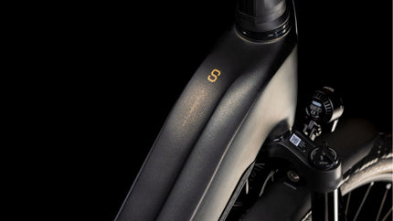 CUBE KATHMANDU HYBRID SLT 800 GOLDDUST/BLACK