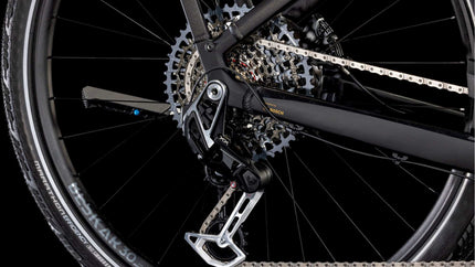 CUBE KATHMANDU HYBRID SLT 800 GOLDDUST/BLACK