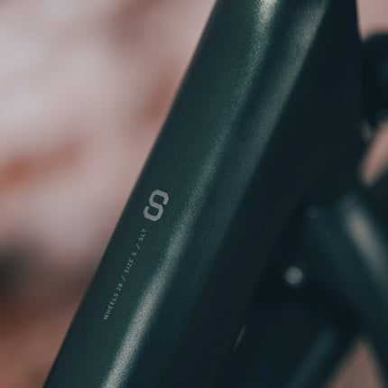 CUBE KATHMANDU HYBRID C:62 SLT 400X STELLAR/ORIGANOGREEN