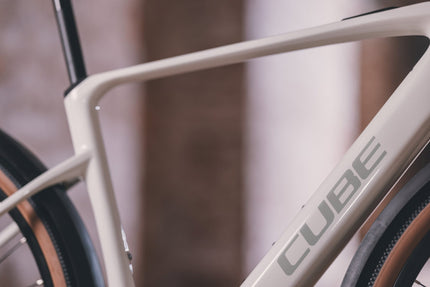 CUBE NUROAD HYBRID C:62 RACE FE 400X 29 DESERTSTONE/GREEN