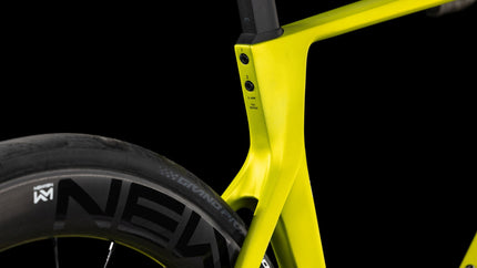 CUBE AGREE C:62 RACE FLASHLIME/BLACK