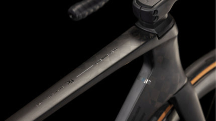 CUBE LITENING AERO C:68X RACE BLACKLINE
